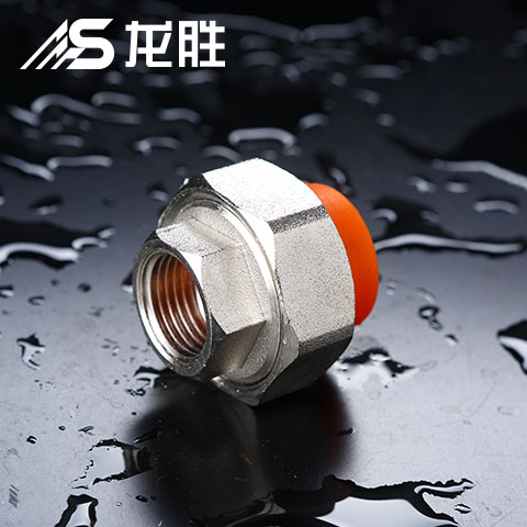 龍勝水管和偉星哪個(gè)好？要論性價(jià)比還是得選它！