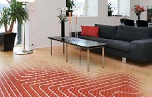 地暖上面鋪什么好？是選擇地板呢？還是瓷磚呢？